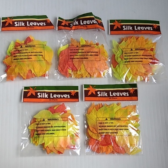 🔴3/$15 Fall Colors Table Covers Silk Leaves Decor - Picture 3 of 8